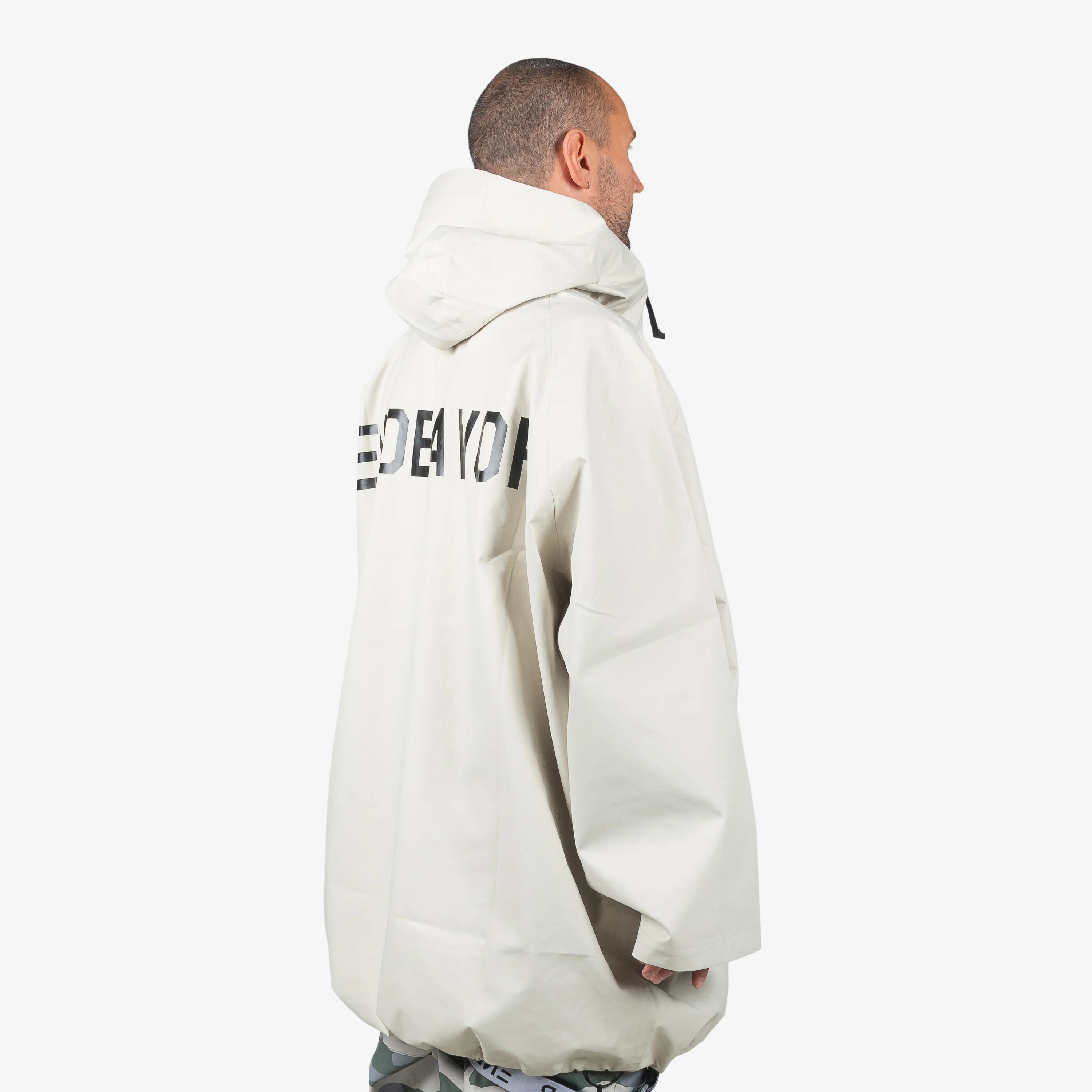 3L Scout Poncho Jacket - Image 5